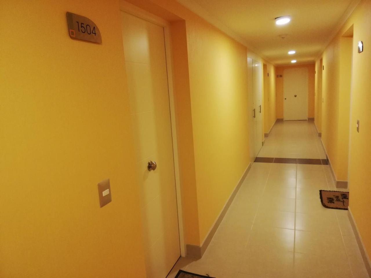 Depto Estudio 1811 Edificio Centro Blanco Con Estacionamiento Темуко Экстерьер фото